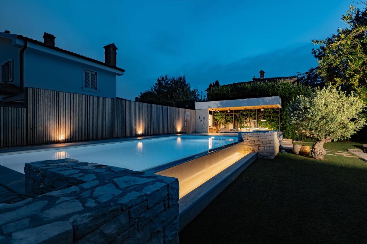 Residence Pecek Novigrad Istria Buitenkant foto