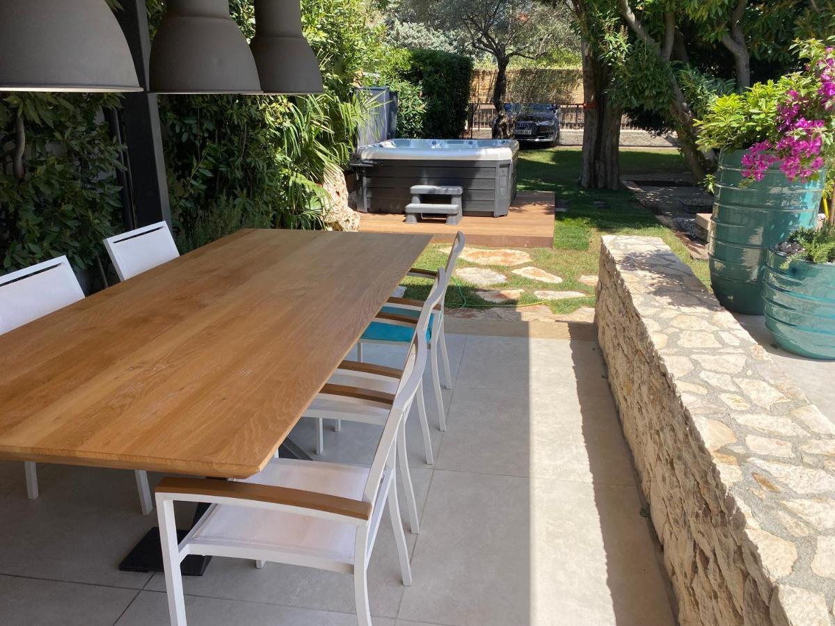 Residence Pecek Novigrad Istria Buitenkant foto